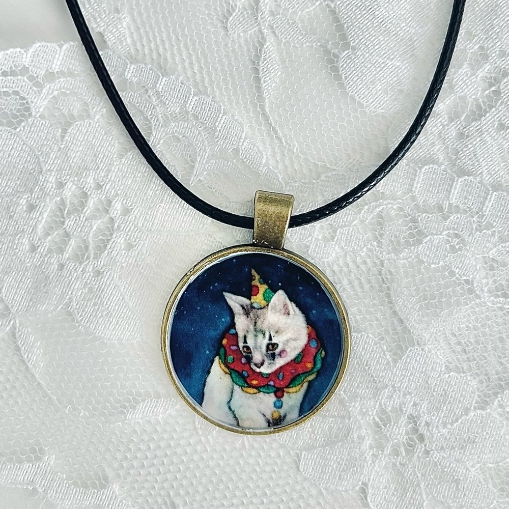 Cat clown bronze necklace